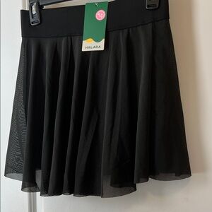 HALARA Classic Black Skater Skirt